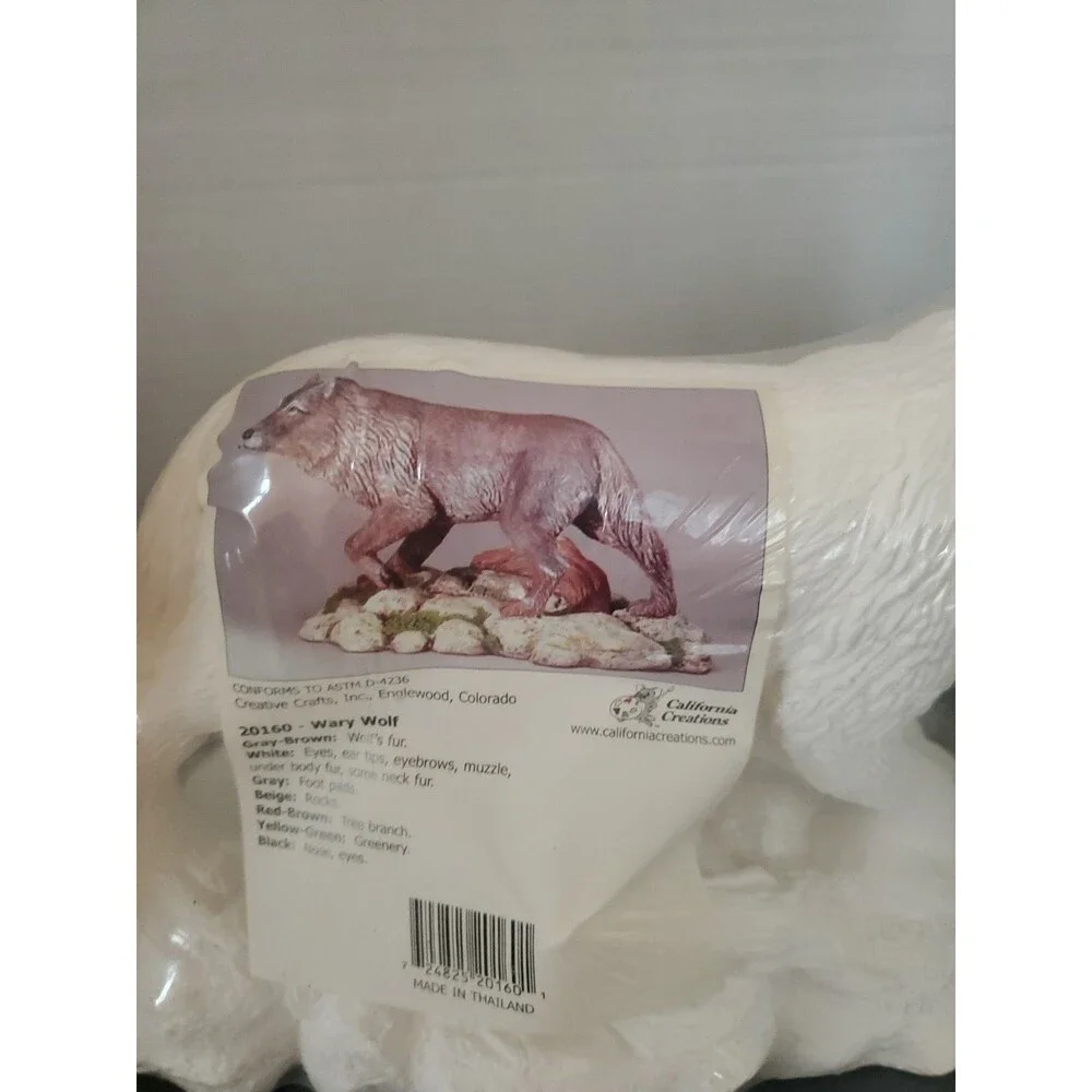 California Creations Wary Wolf 20160 Ready to Paint Creative Crafts New Sealed
